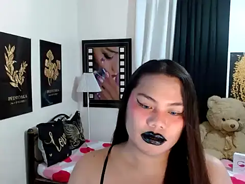 TSbrianaHugeCock webcam