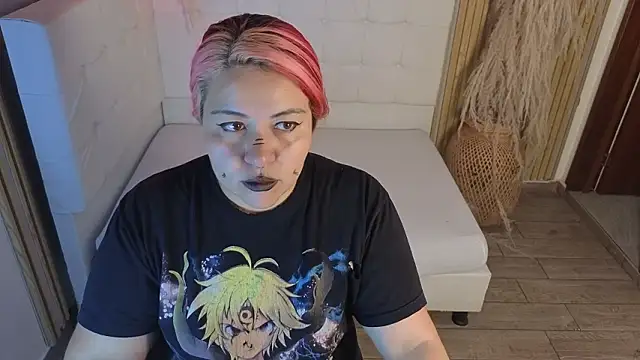 Bruja__Scarlata webcam