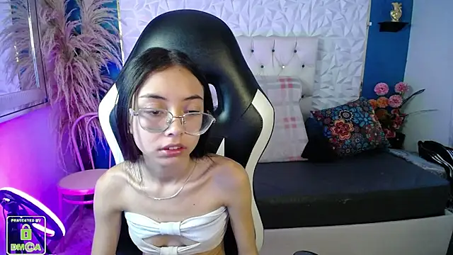 nathaliasweet_11 - NathaliaSweet_11's free webcam