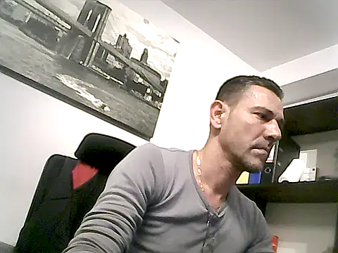 mastercharisma35 webcam