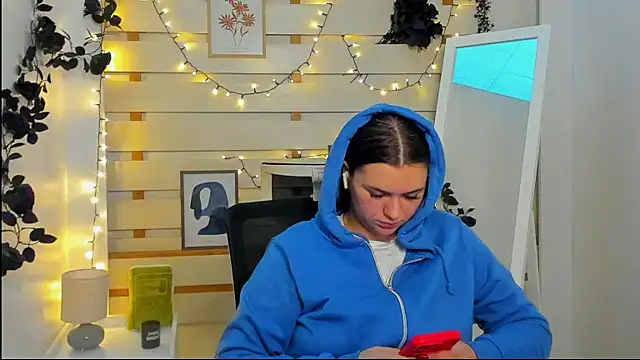 Josephine_Kiss webcam