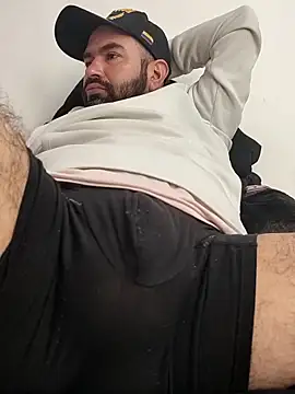 hairyandbigmann webcam