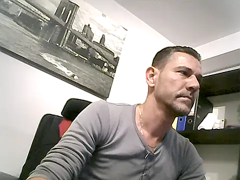 mastercharisma35 webcam