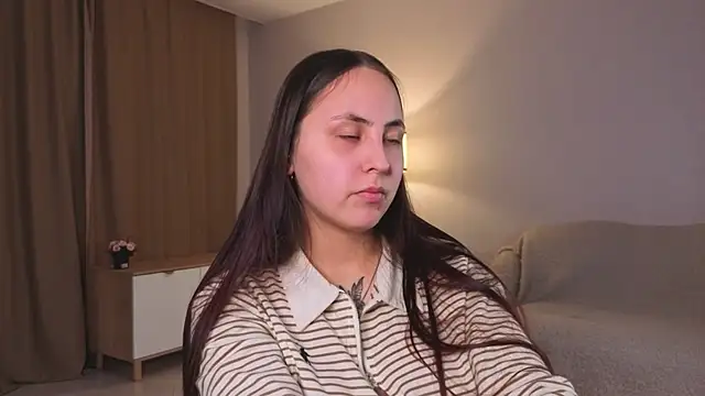 cumiilla_ - Cumiilla_'s free webcam - UK Sex Cams