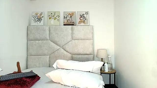 elizawiliamst webcam