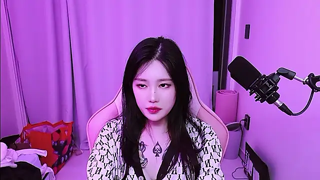 misa_02 - MISA_02's free webcam - UK Sex Cams