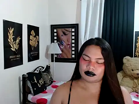 TSbrianaHugeCock webcam