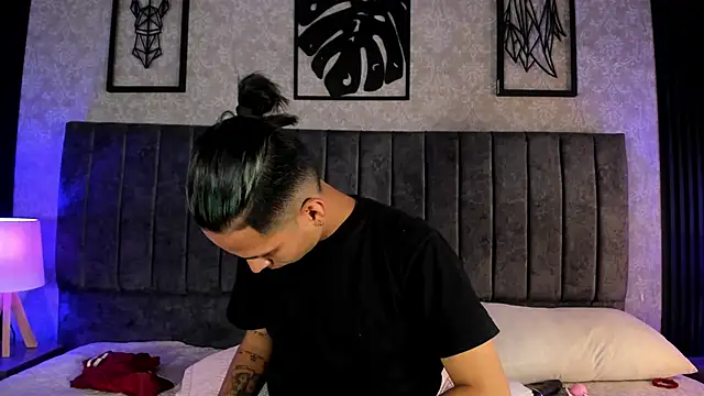 bliinkii_and_luka_ webcam