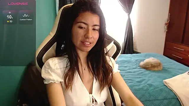 alice_middlee webcam