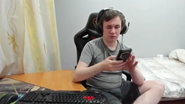 iliaskrislove webcam