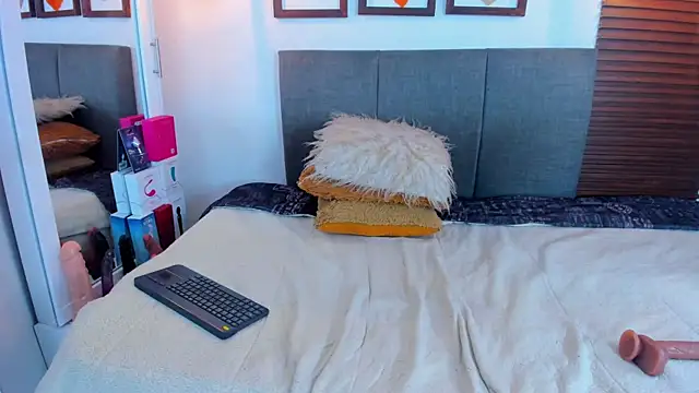 Scarleth_swann webcam