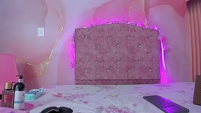 Melanie__Evans webcam