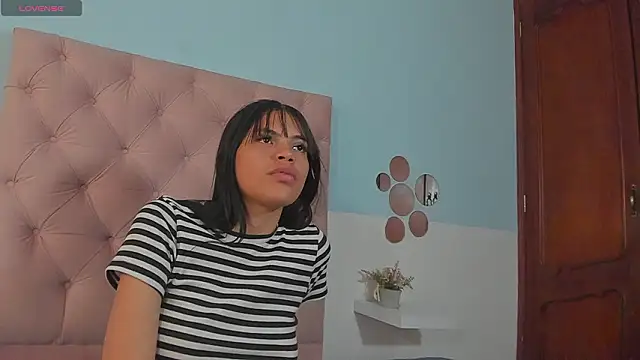 kendall_hernandez webcam