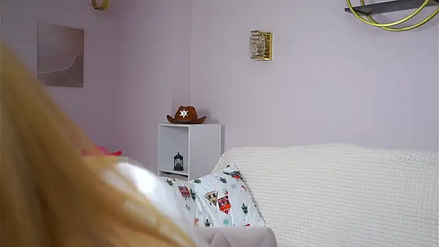 SunnivaCovil — Tease with outfit