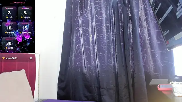 NaughtyAmeliaThompson69