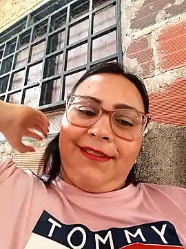 Dirty-Momm-Divorced-Hot webcam