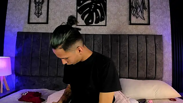 bliinkii_and_luka_ webcam