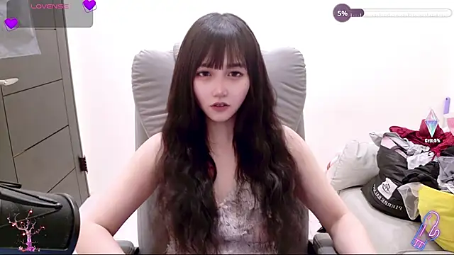 美女Khaleesi_ying_在线直播