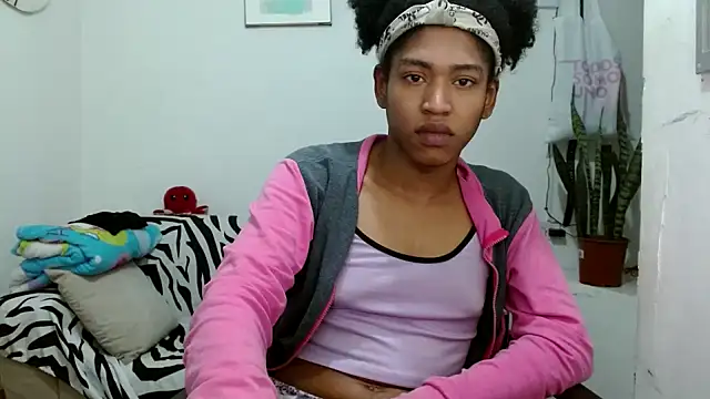 angelamarie1 - Angelamarie1's free webcam - UK Sex Cams