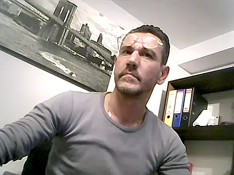 mastercharisma35 webcam