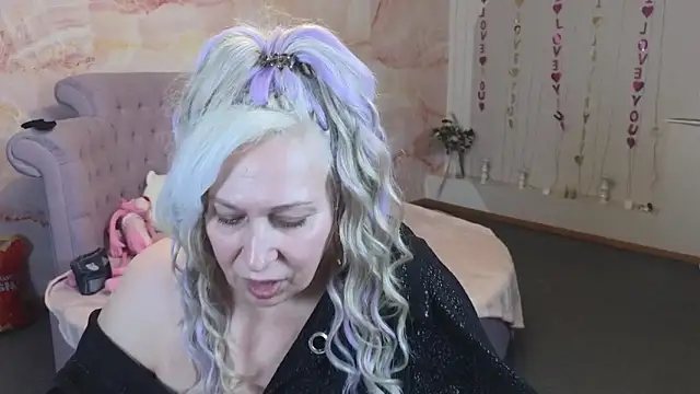 Penelope_Pinky webcam