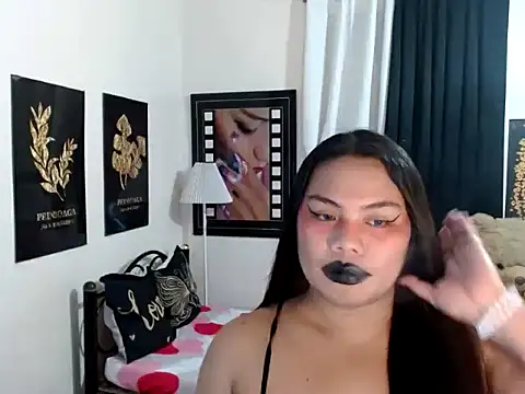 TSbrianaHugeCock webcam