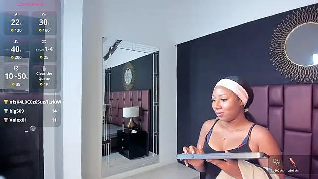 TalianaNewton webcam