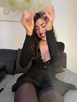 Amani_thewolf webcam