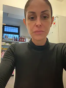 AmandaArt from StripChat is Freechat