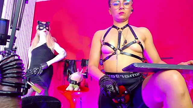 MistressSlut1 webcam