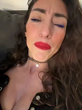 Amani_thewolf webcam