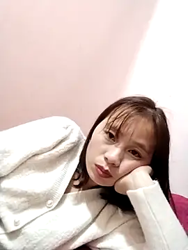 Webcam Model (-Bami-)  is live.Free join now!