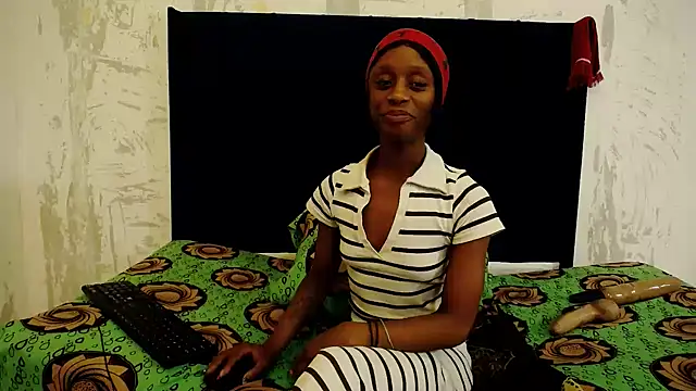 Nikistickyxx25 webcam