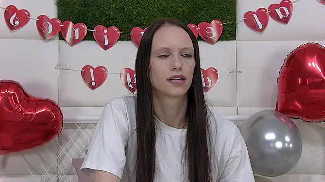 TaraHarris — untie the shorts