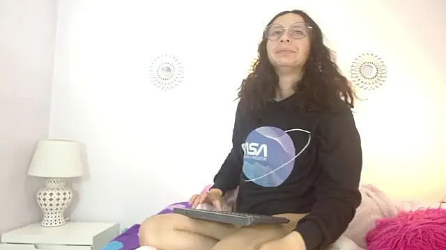 minene_mikami webcam