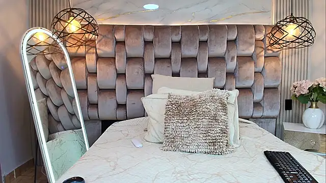 dulceestrella_ - DulceEstrella_'s free webcam - UK Sex Cams