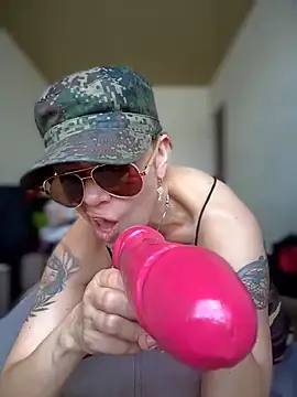 MARILYNRICHTER webcam