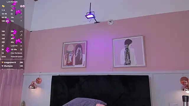 elodie_walker webcam