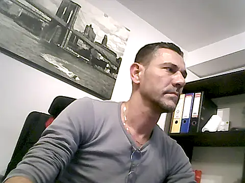 mastercharisma35 webcam