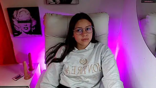 SamanthaRoldaan webcam