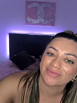 NinaRicci1518 webcam