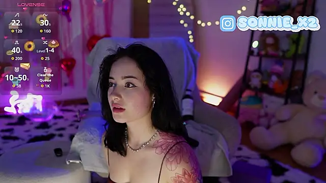 sonnie_mami (F teen) - Hush on and inside :devil: