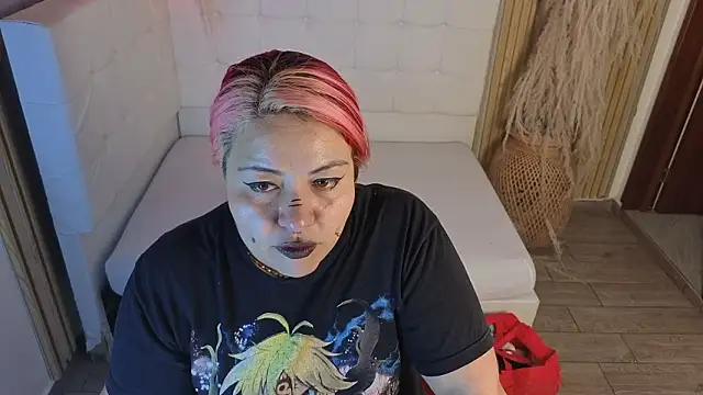 Bruja__Scarlata webcam