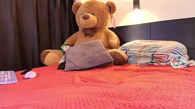 samanntthaa__ (F milf) - SQUIRT SHOT