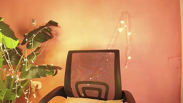 aleja_spearsx webcam