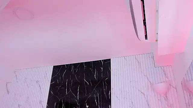 reginavegaa - Reginavegaa's free webcam - UK Sex Cams