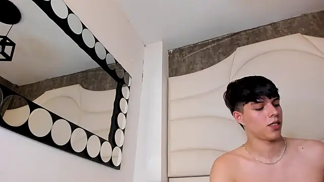 damianfontana - Damianfontana's free webcam