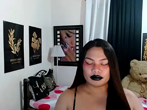 TSbrianaHugeCock webcam