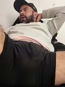 hairyandbigmann webcam