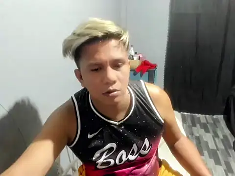 Clark_Asian webcam